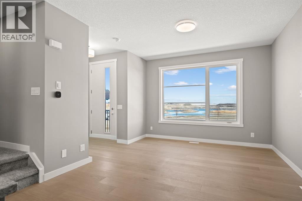 656 Sora Boulevard SE - photo 2
