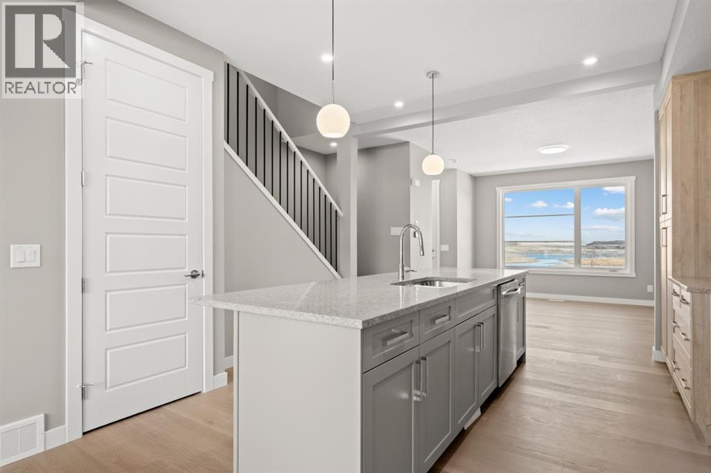 656 Sora Boulevard SE - photo 4