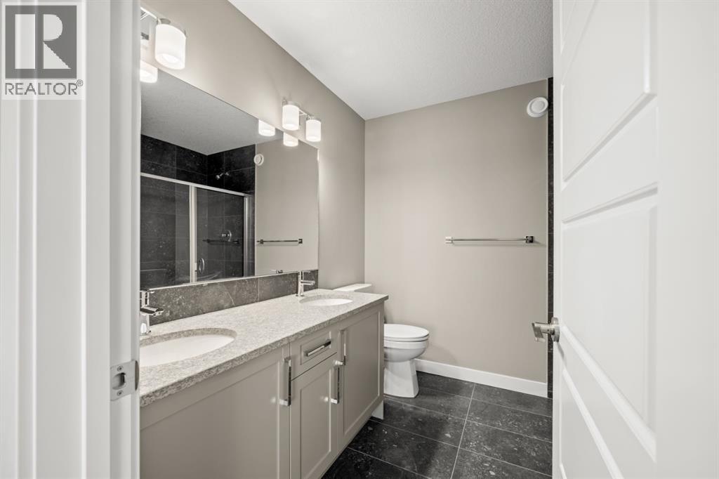 656 Sora Boulevard SE — photo 8