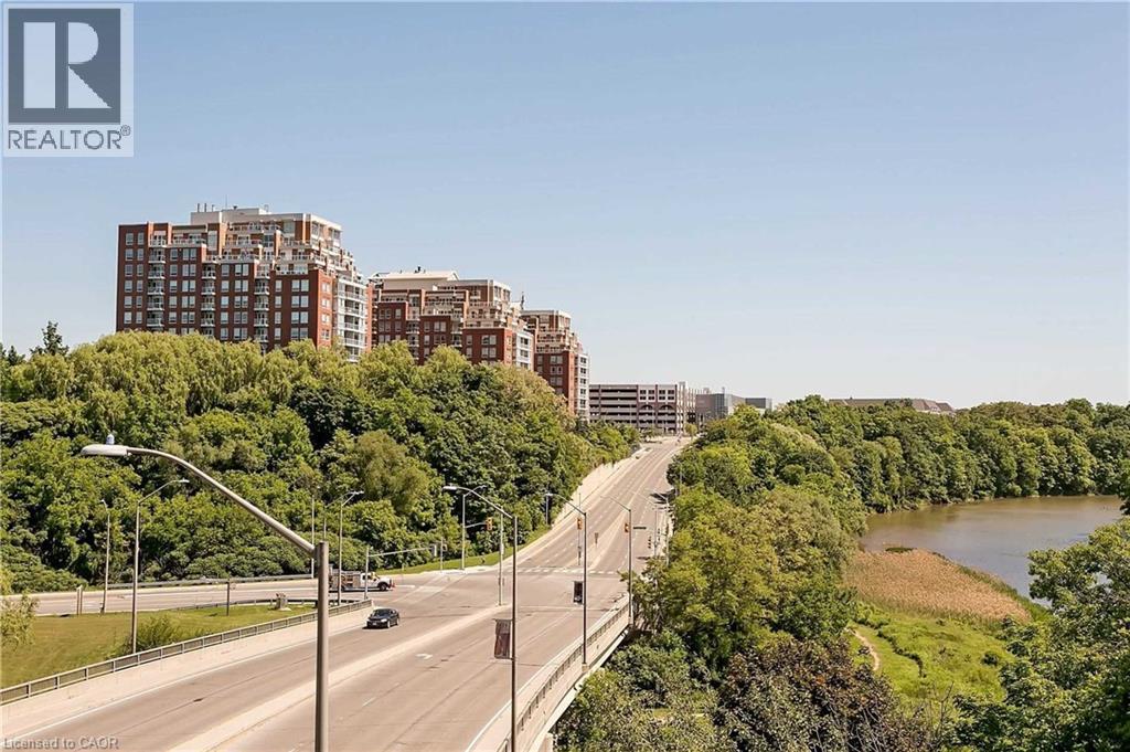 40 OLD MILL Road Unit# 907, Oakville, Ontario, L6J7W2 — Photo 9