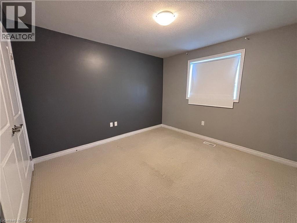 8 LAKELAWN Road Unit# 54, Grimsby, Ontario, L3M0G1 — Photo 22