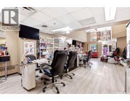 1868 Scarth Street, Regina, SK S4P2G3 Photo 12