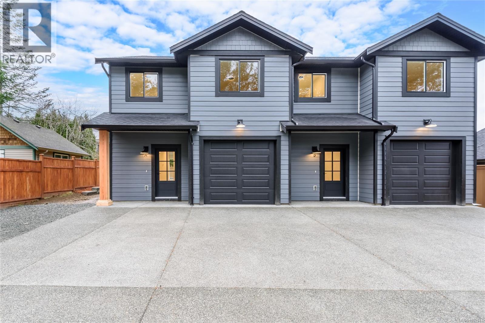 A 1044 Lazo Rd, Comox