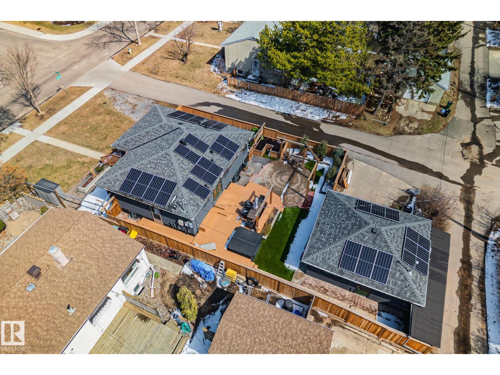 13635 108 AV NW, Edmonton