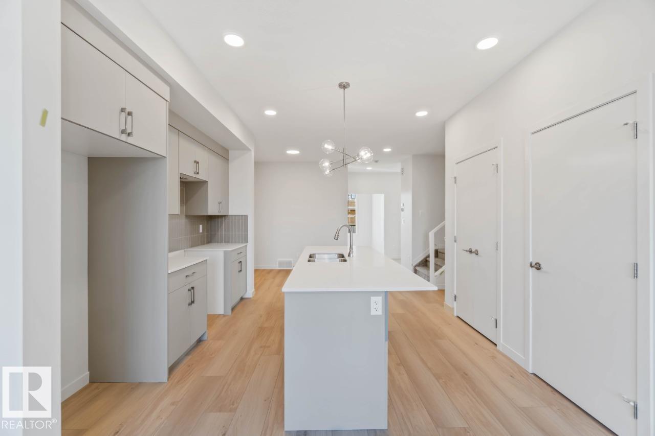 #7116 50A AVE AV, Beaumont