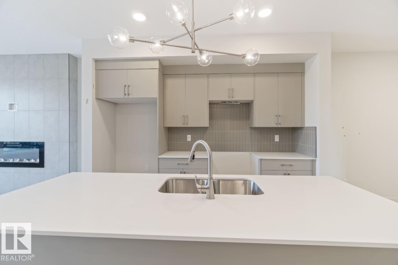 #7116 50A AVE AV, Beaumont