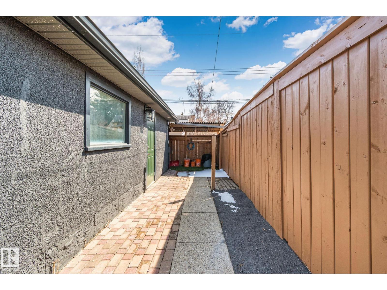 13635 108 AV NW, Edmonton