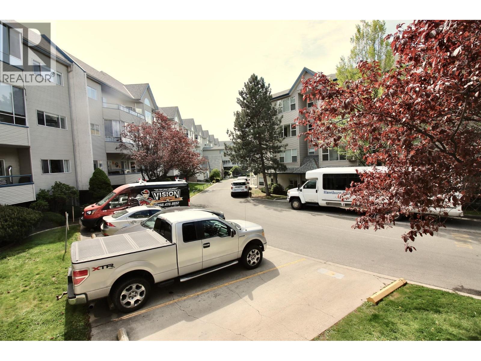 123 877 KLO Road, Kelowna