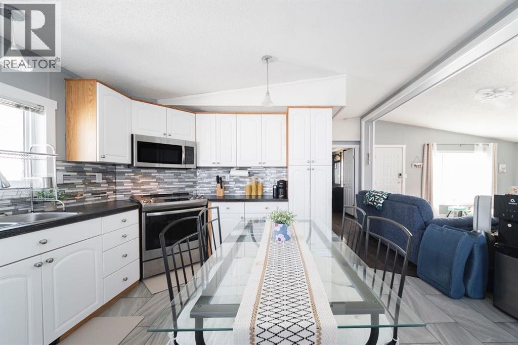 125 Grant Bay, Fort McMurray
