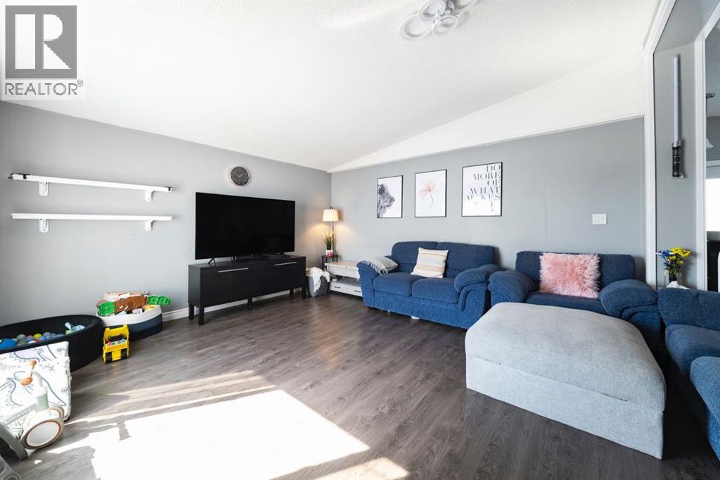 125 Grant Bay, Fort McMurray