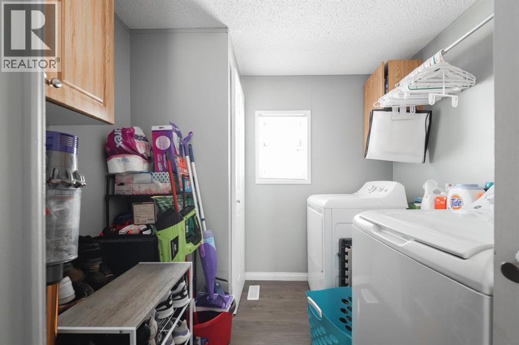 125 Grant Bay, Fort McMurray