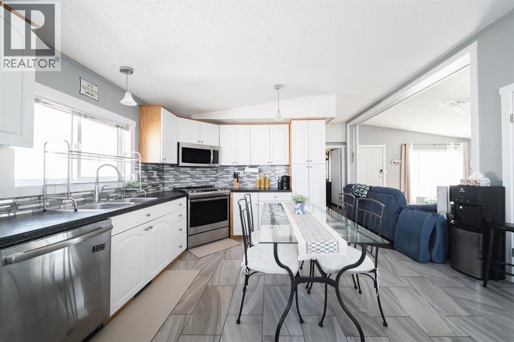 125 Grant Bay, Fort McMurray