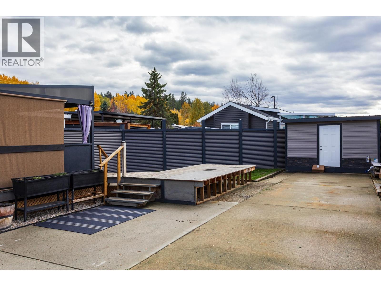 332 415 Commonwealth Road, Kelowna