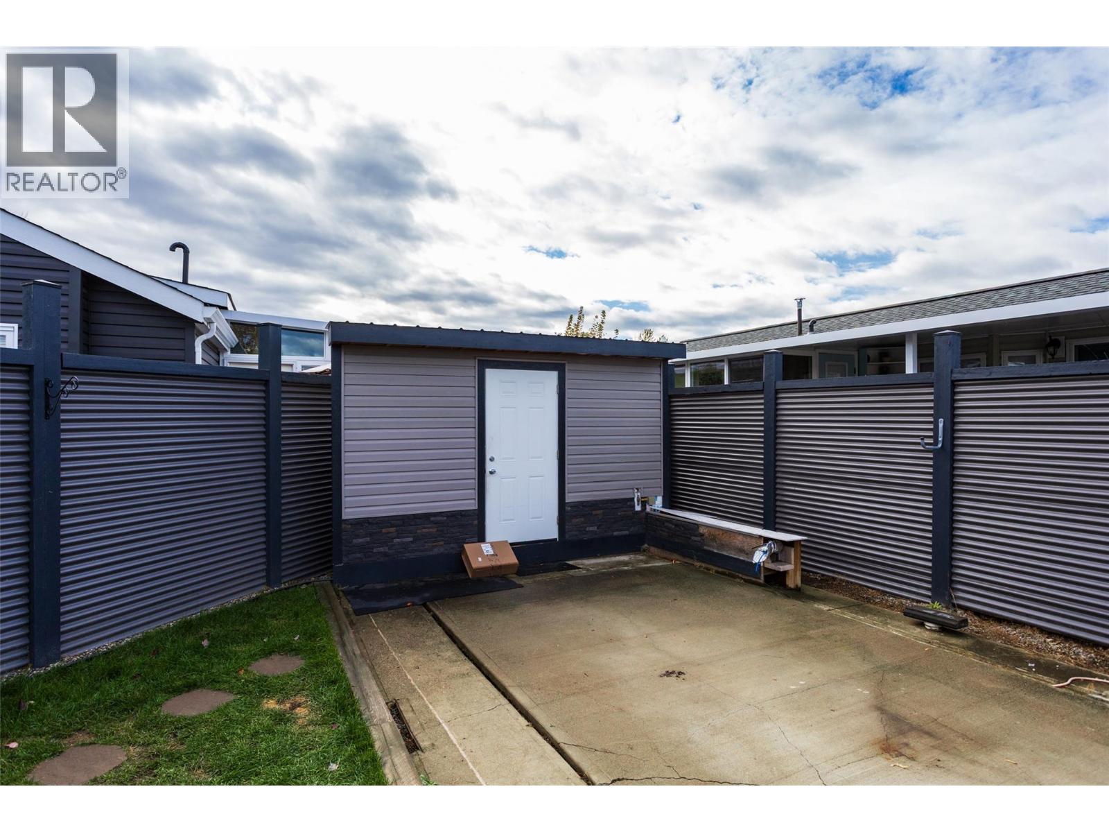 332 415 Commonwealth Road, Kelowna