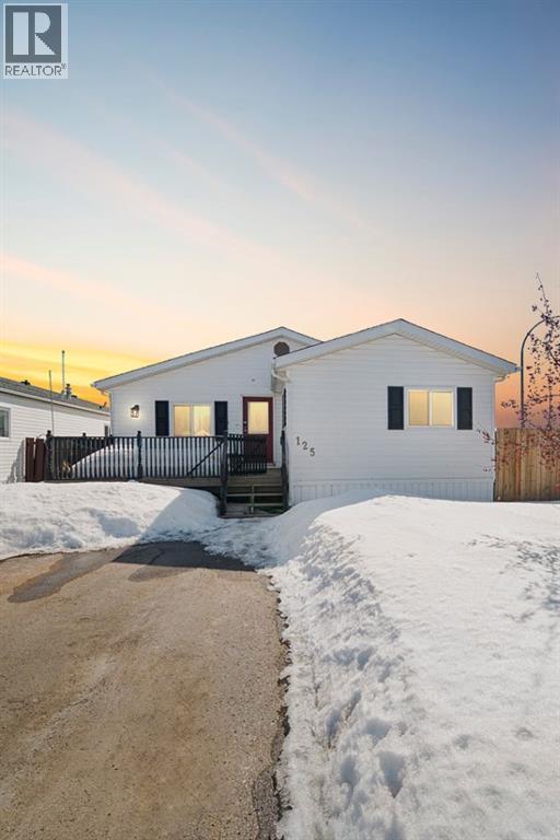 125 Grant Bay, Fort McMurray