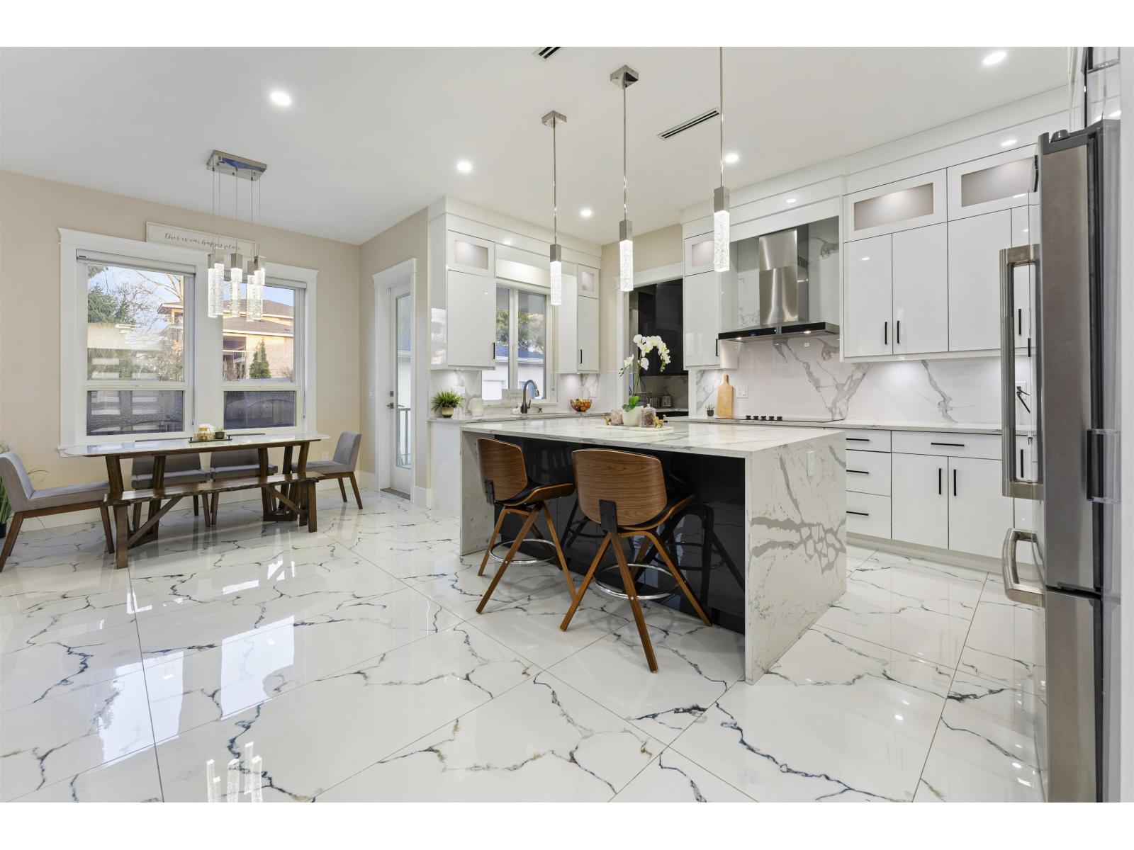 8020 114 Street, Delta