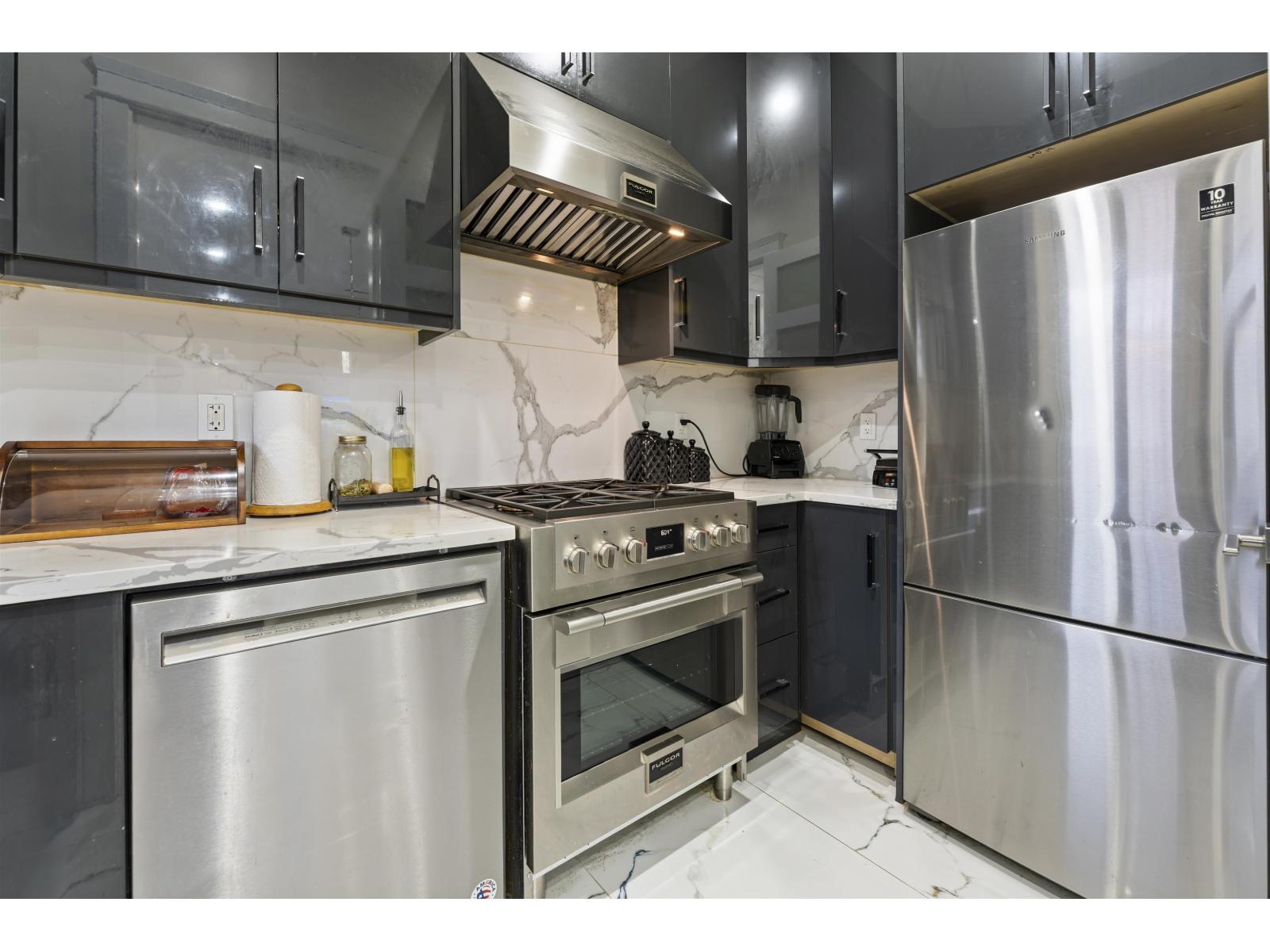 8020 114 Street, Delta