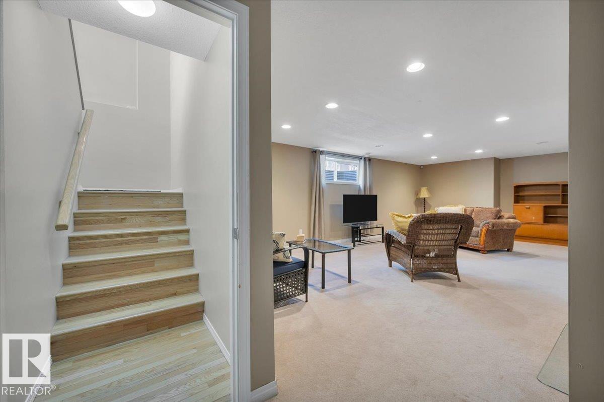 51 RIDGEHAVEN CR, Sherwood Park