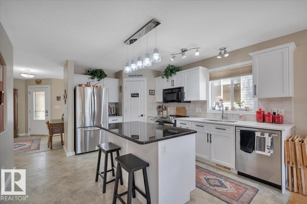 51 RIDGEHAVEN CR, Sherwood Park