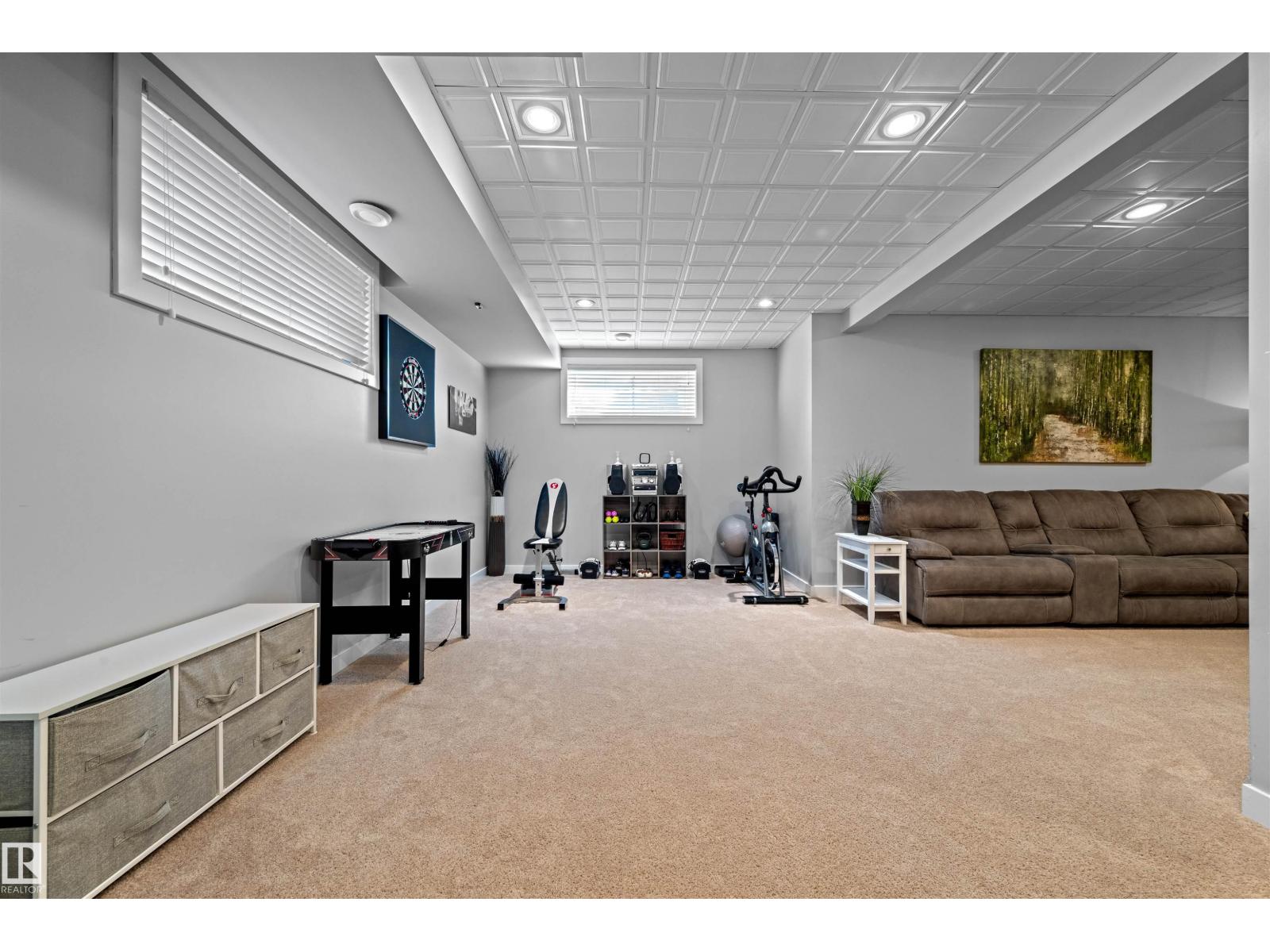 12927 202 ST NW, Edmonton