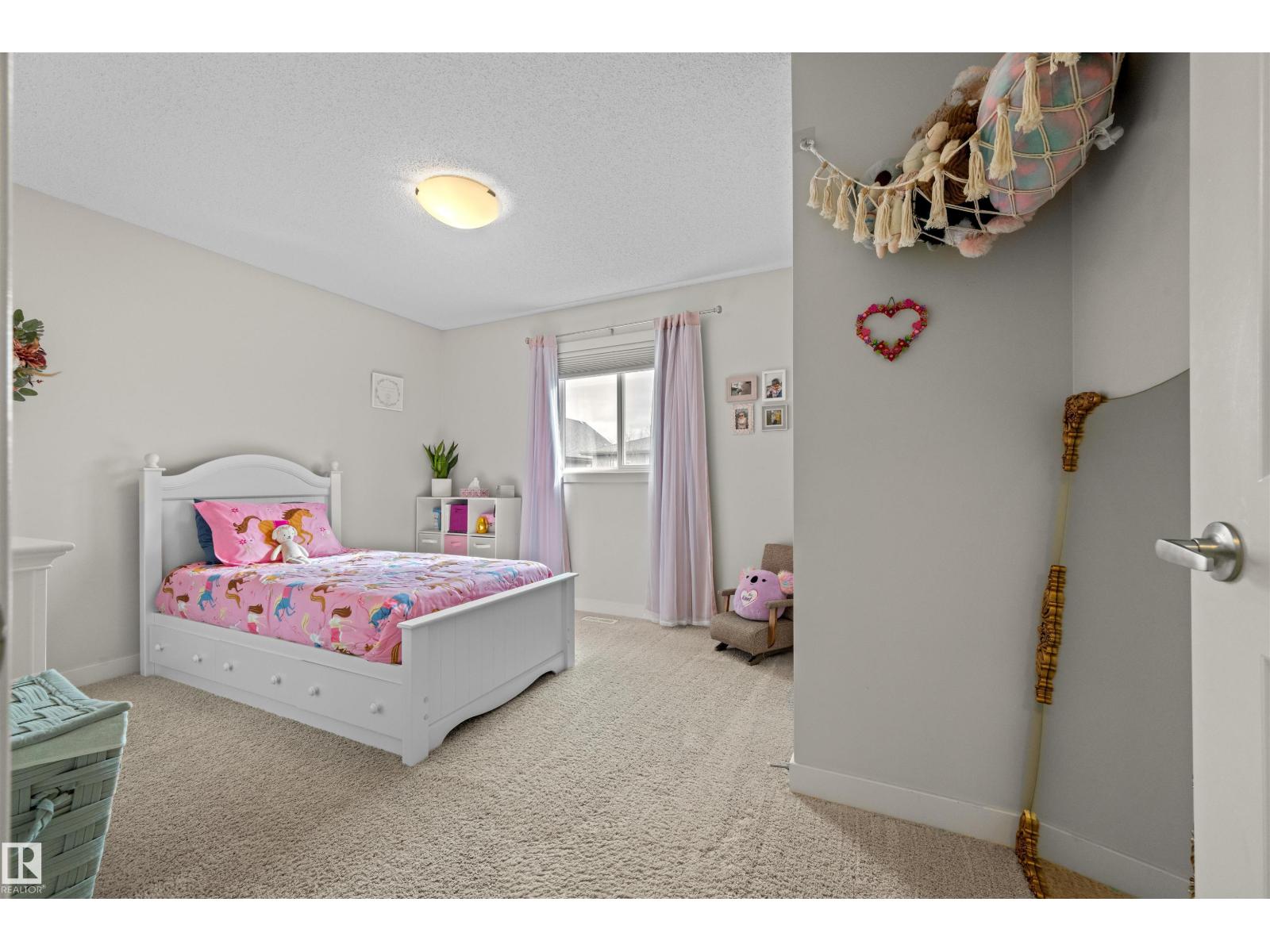 12927 202 ST NW, Edmonton