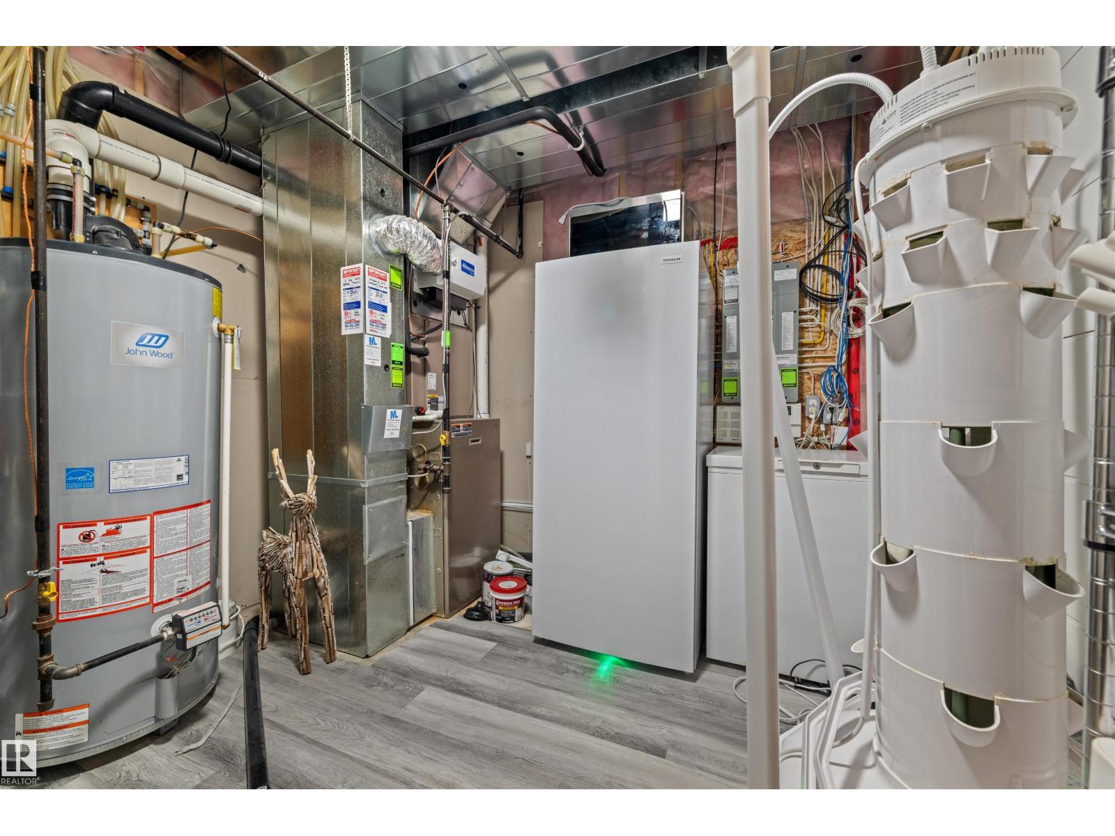 12927 202 ST NW, Edmonton