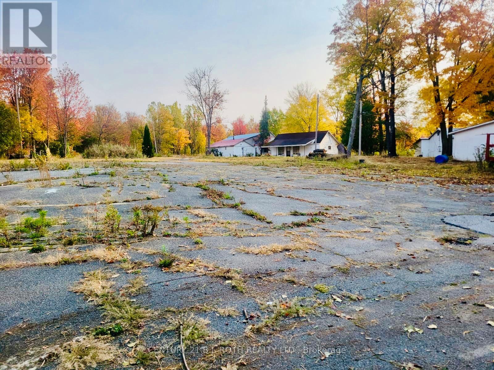 270 PIERRE ROAD - 10