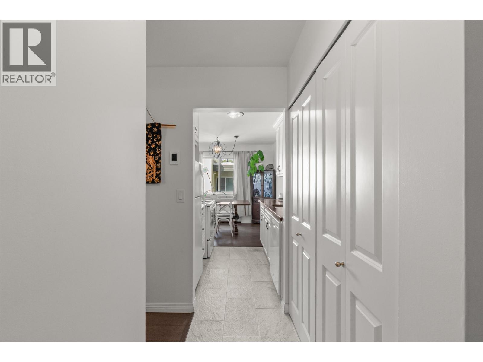 #301-5553 16 Avenue, Delta