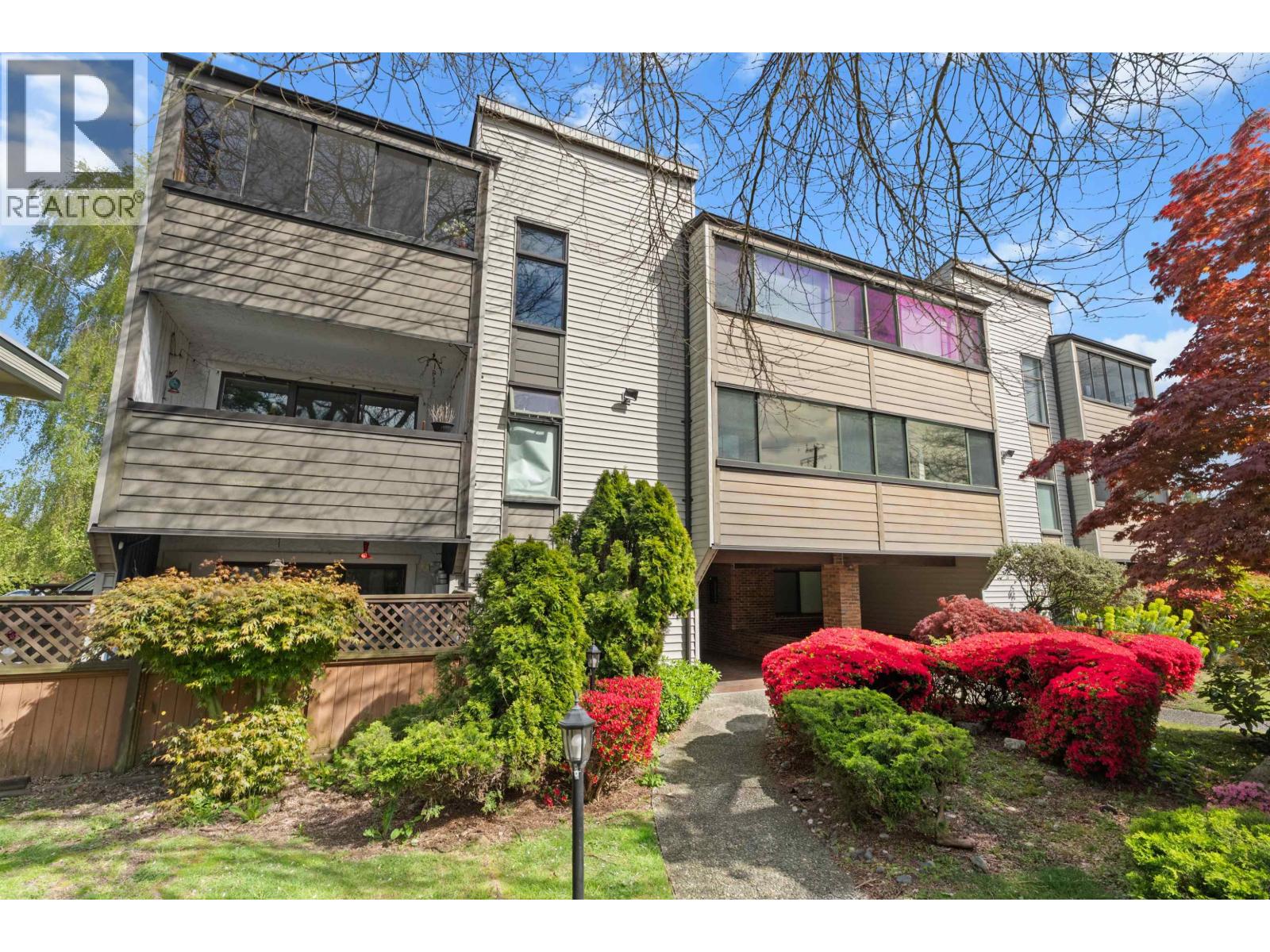 #301-5553 16 Avenue, Delta