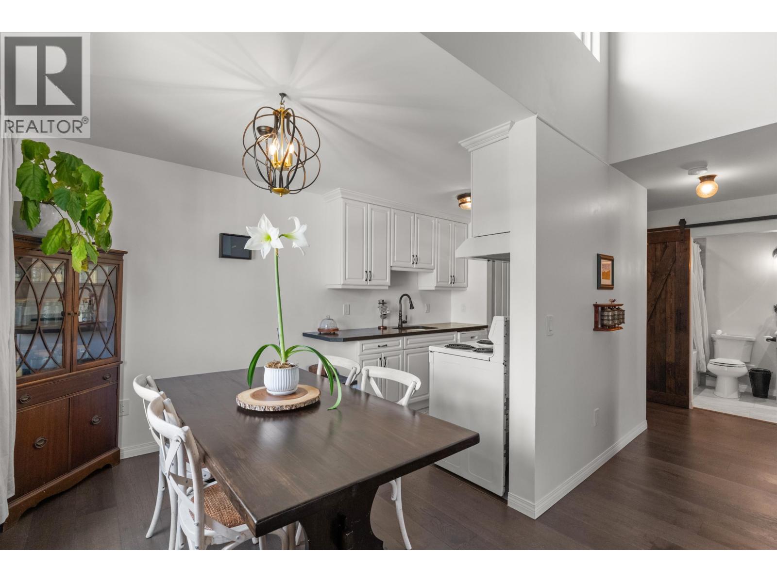 #301-5553 16 Avenue, Delta