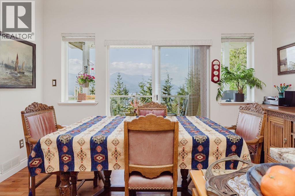 5872 DEERHORN DRIVE, Gibsons