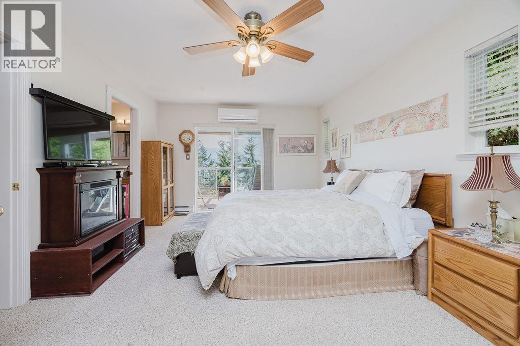 5872 DEERHORN DRIVE, Gibsons