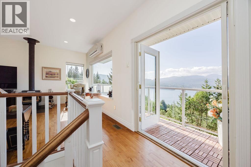 5872 DEERHORN DRIVE, Gibsons