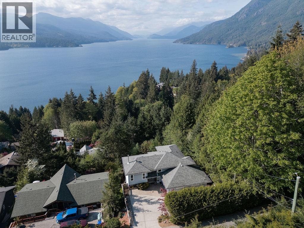 5872 DEERHORN DRIVE, Gibsons