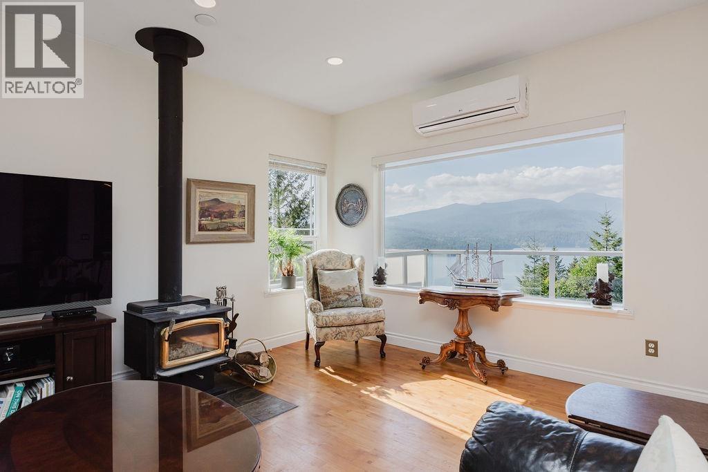 5872 DEERHORN DRIVE, Gibsons