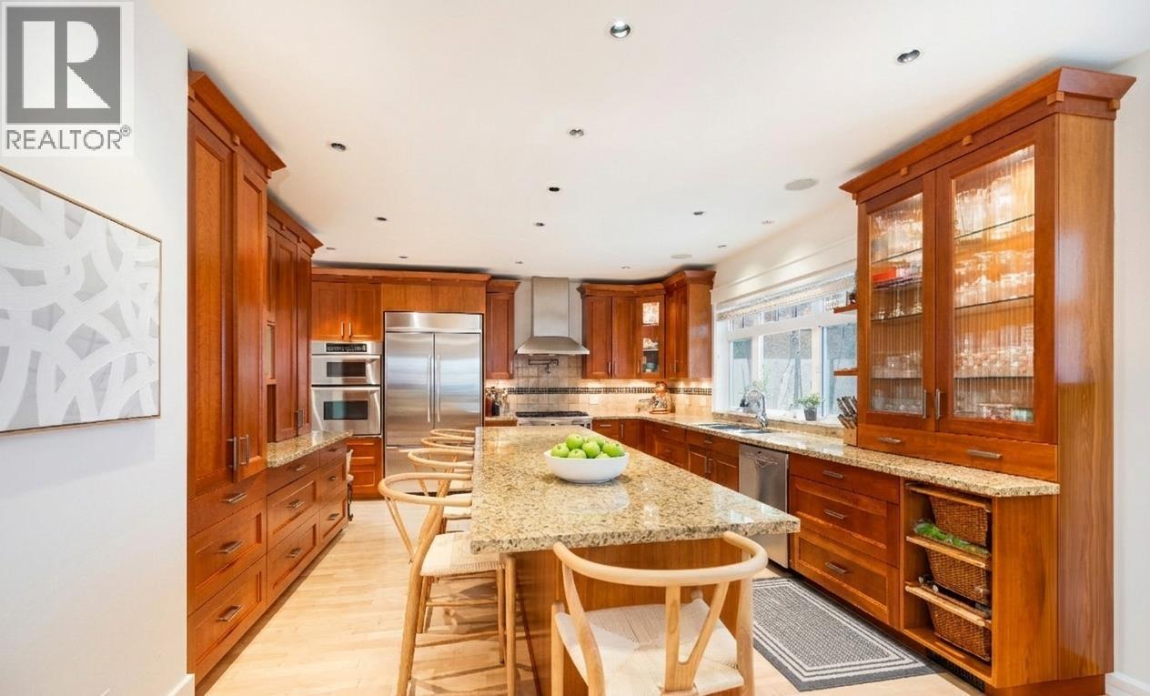 1232 HARRIS AVENUE, North Vancouver