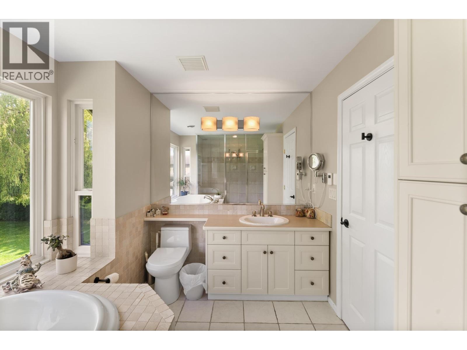 6200 28 Avenue, Delta