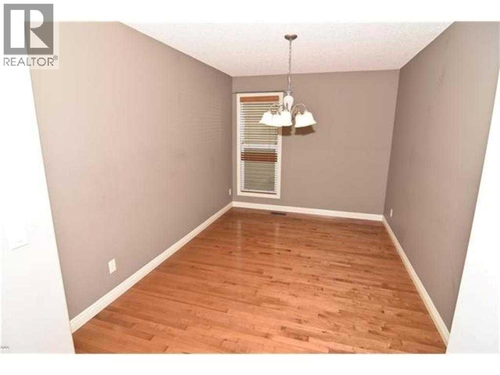 50 Panamount View NW — photo 8