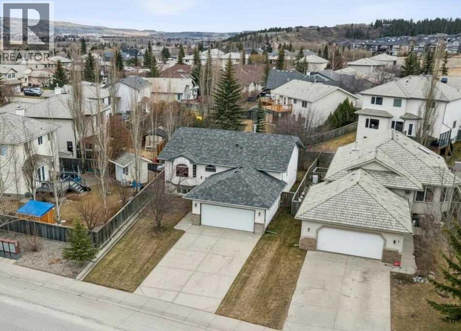 10 Bow Ridge Lane, Cochrane