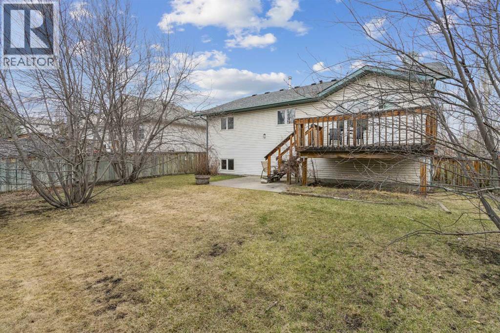 10 Bow Ridge Lane, Cochrane