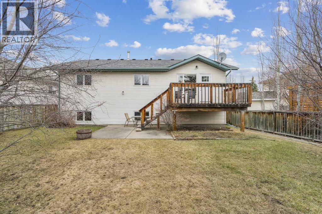10 Bow Ridge Lane, Cochrane