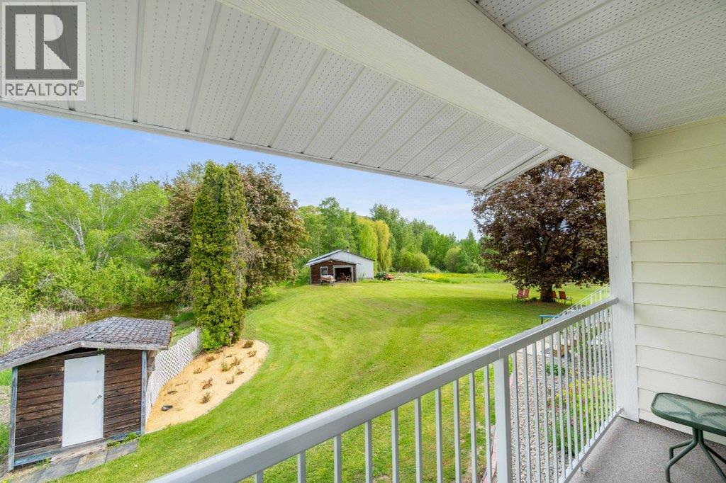 4501 44 Avenue NW, Salmon Arm