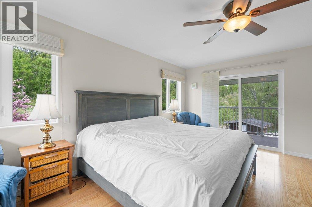 4501 44 Avenue NW, Salmon Arm