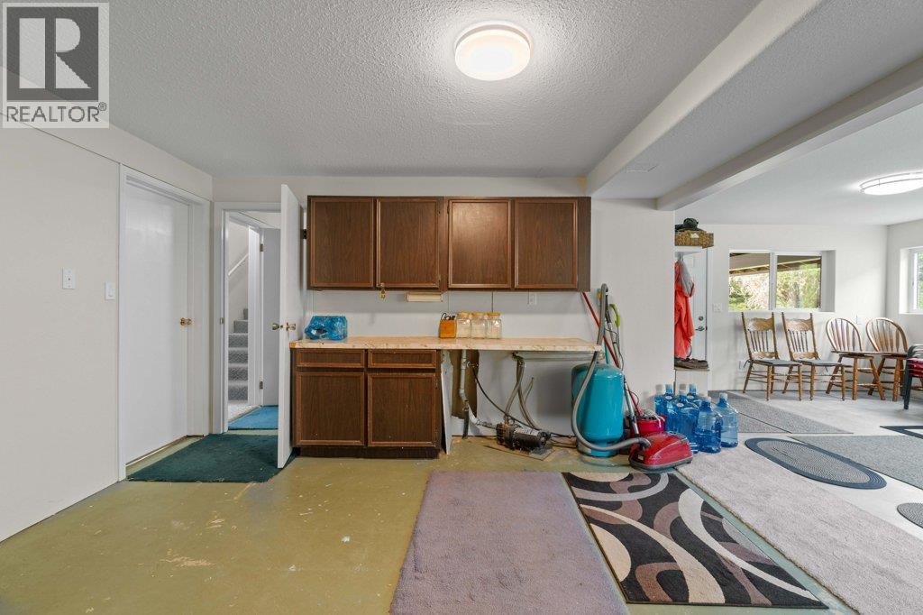 4501 44 Avenue NW, Salmon Arm