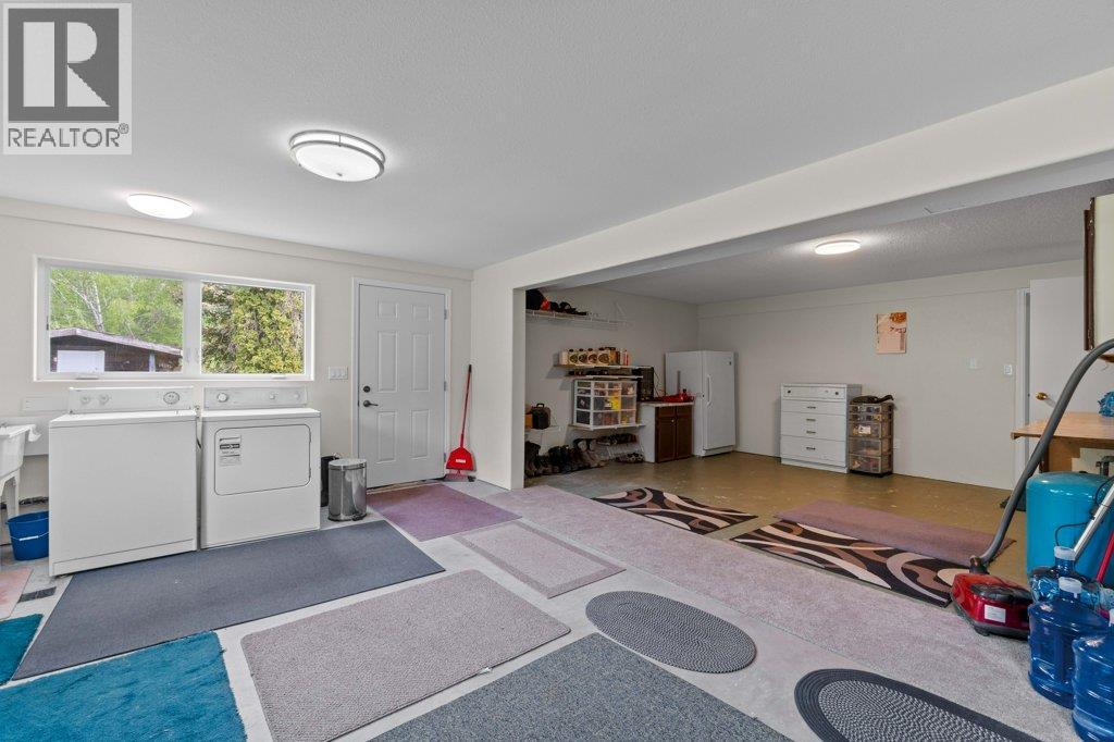 4501 44 Avenue NW, Salmon Arm