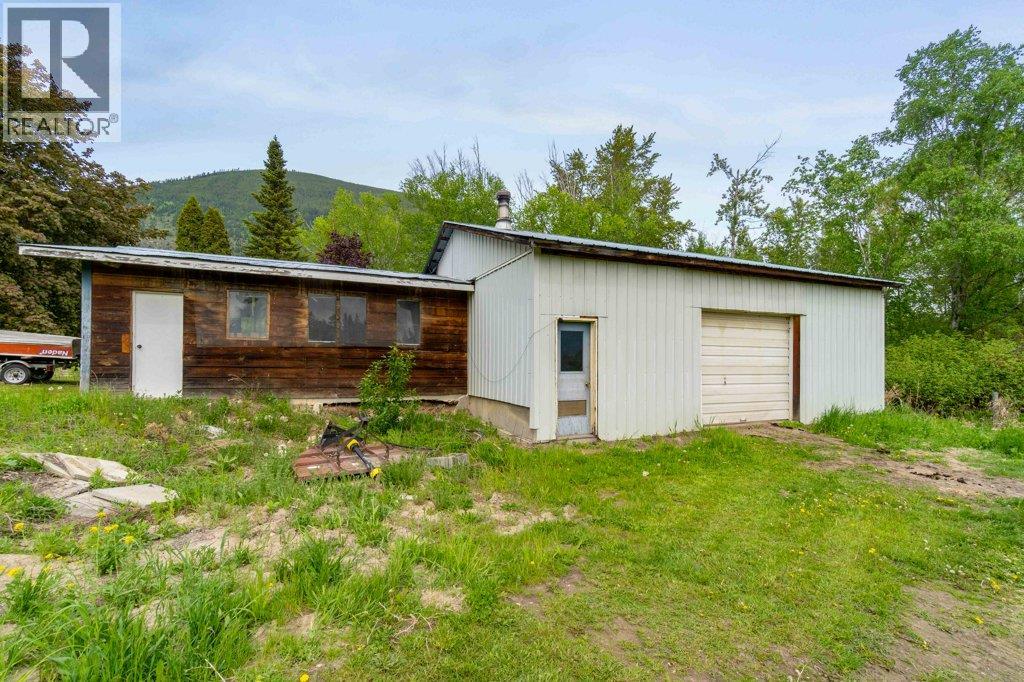 4501 44 Avenue NW, Salmon Arm