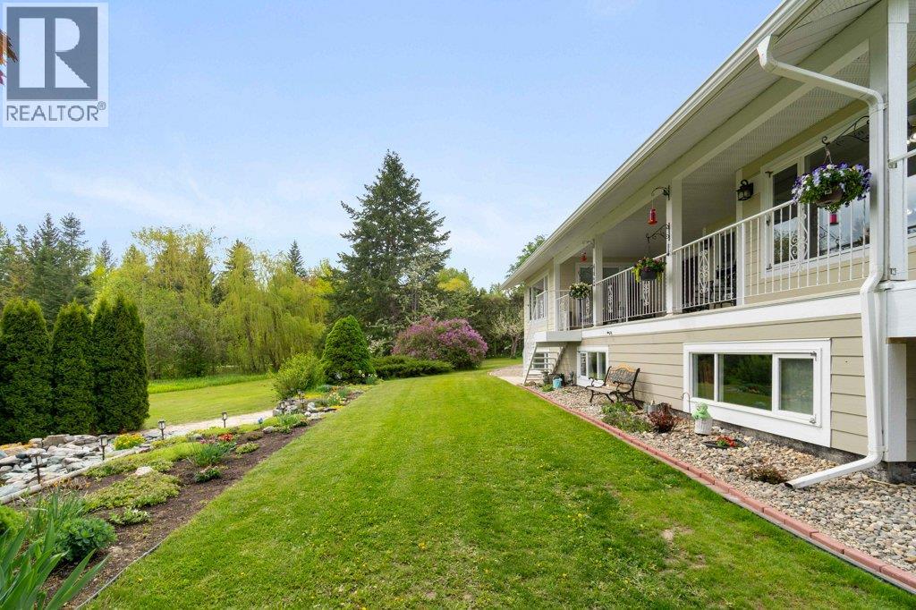 4501 44 Avenue NW, Salmon Arm