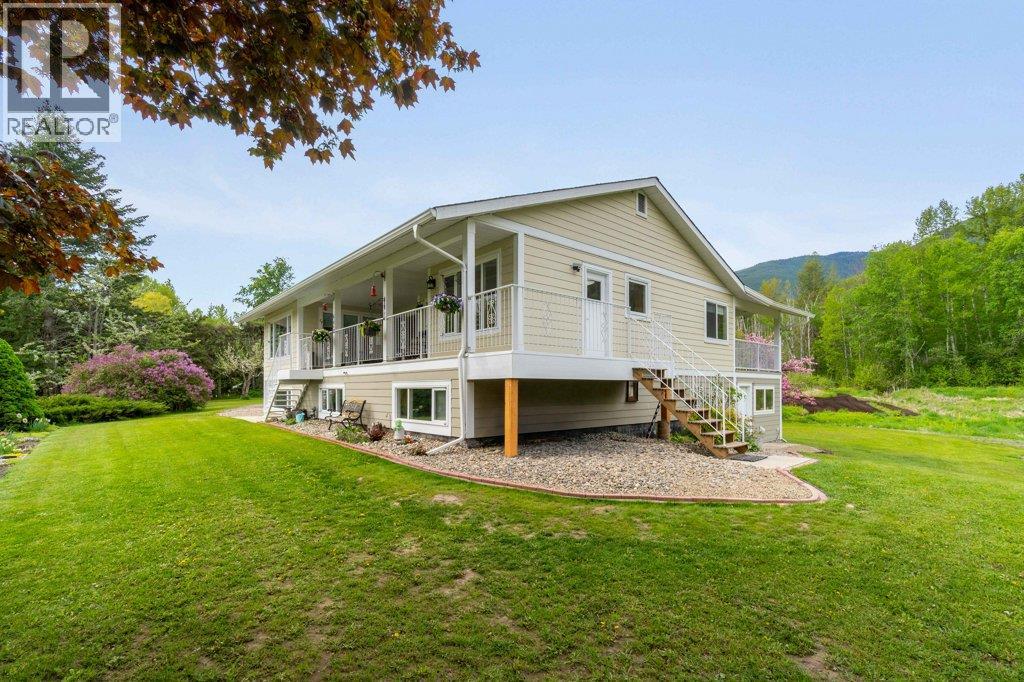 4501 44 Avenue NW, Salmon Arm