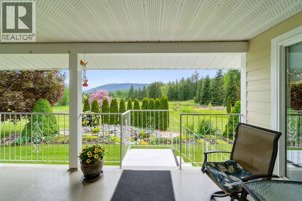 4501 44 Avenue NW, Salmon Arm
