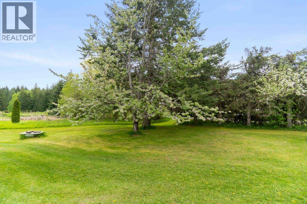 4501 44 Avenue NW, Salmon Arm